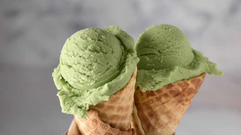 Lody pistacjowe z&nbsp;blendera – przepis z&nbsp;wykorzystaniem blendera